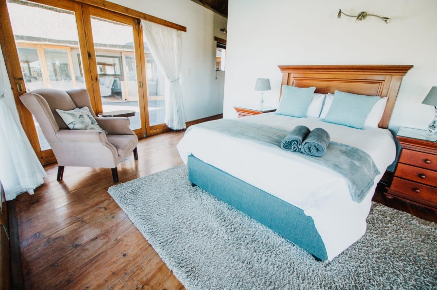 4 Bedroom Property for Sale in Paradise Beach Eastern Cape